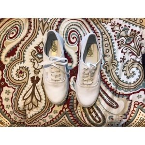 Vans- True white
